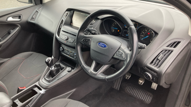 Ford Focus 1.0 EcoBoost 125 Zetec S 5dr Petrol Hatchback